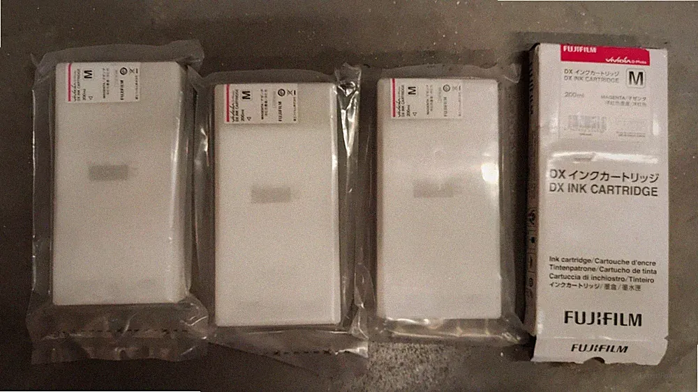 4x Genuine FUJIFILM DX Vividia Magenta Ink Cartridges (200ml) - Original!