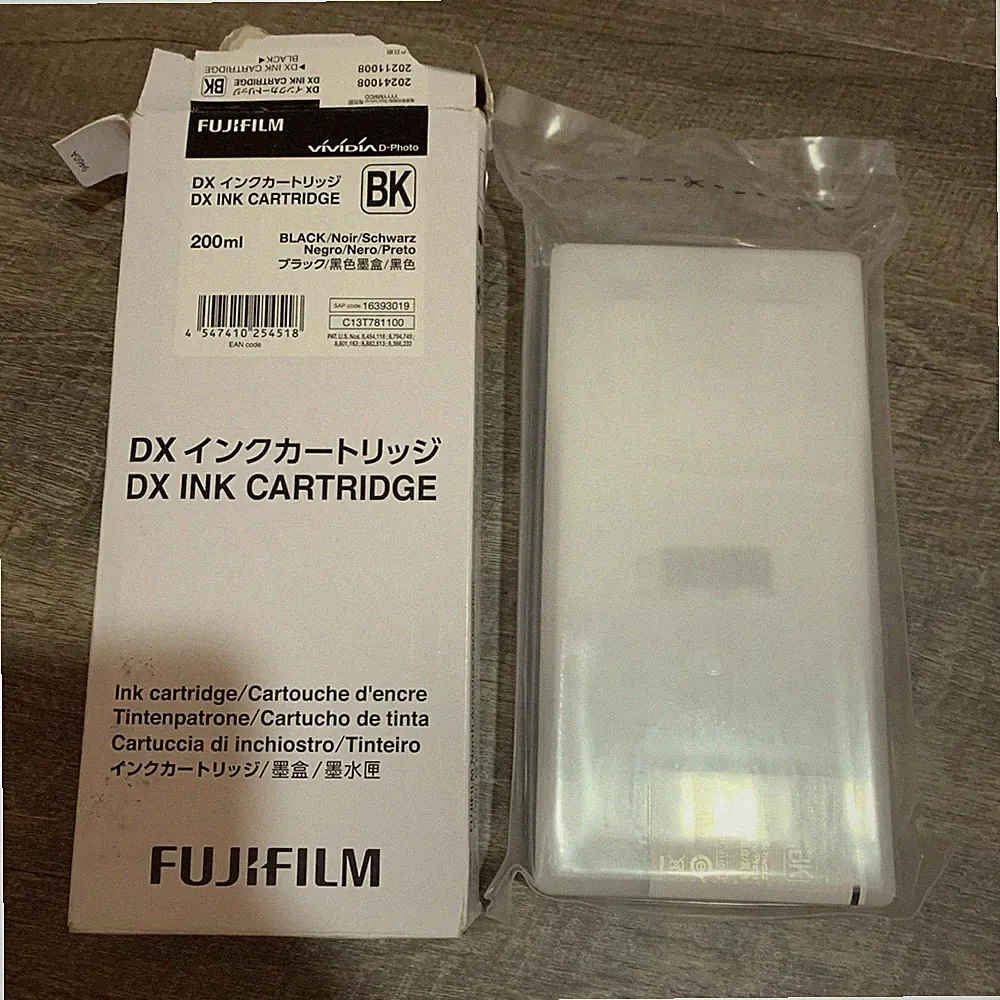 Fuji DX VIVIDIA Ink 200 ML for Frontier-S Printer Black EXP 2024