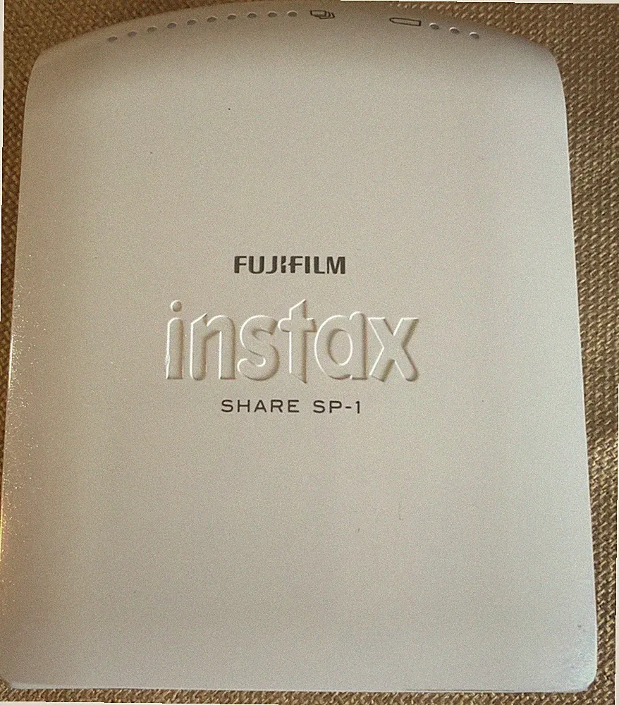 Fujifilm Instax Share SP-1 Smartphone Printer Takes Instax Mini Film
